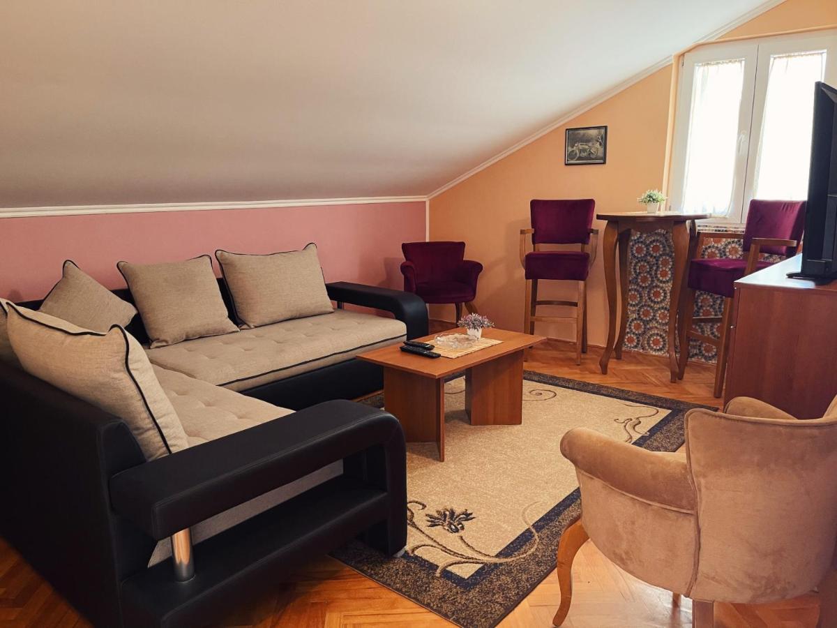 Vila Duricic 300M Od Mora Hotel Ðenovići Buitenkant foto