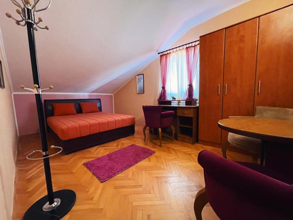 Vila Duricic 300M Od Mora Hotel Ðenovići Buitenkant foto