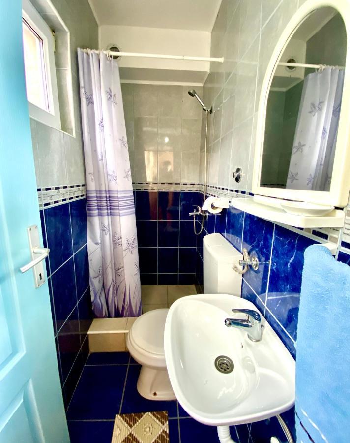 Vila Duricic 300M Od Mora Hotel Ðenovići Buitenkant foto