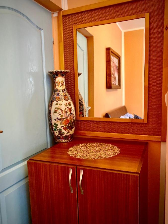 Vila Duricic 300M Od Mora Hotel Ðenovići Buitenkant foto